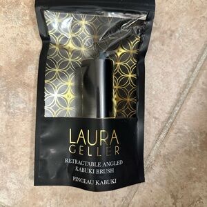Laura Geller Retractable Angled Kabuki Brush - Black and Gold- NWT